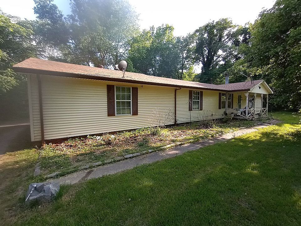 1st image of 1674 Woodhill Dr