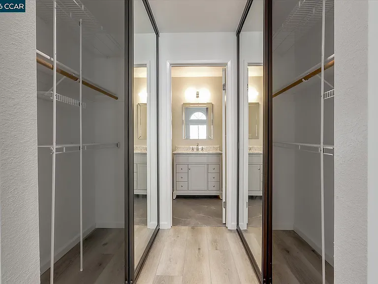 1539 Trimingham Dr — Photo 28