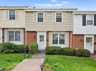 218 Walnut St, Blawnox, PA 15238