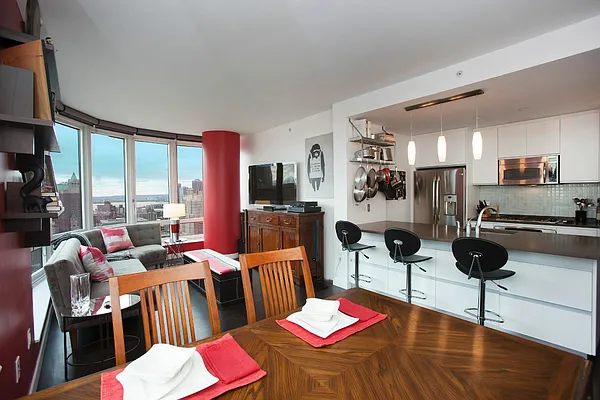 Sold by Keller Williams NYC | media 4