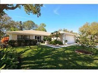 1122 Gillespie Dr, Palm Harbor, FL 34684