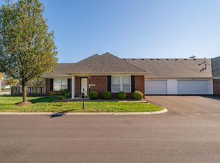 8701 Broadwood Ct, Louisville, KY