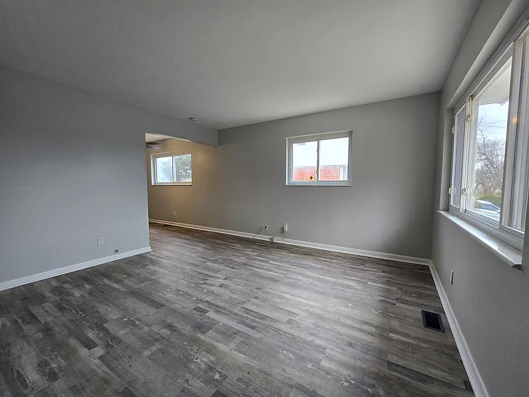 3823 Iberis Ave — Photo 7