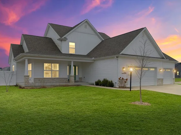 502 Wheatley Dr, Mahomet, IL 61853