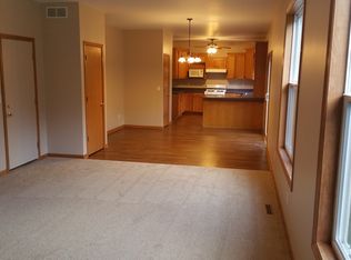 2034 Bridgewater Dr, Belvidere, IL 61008