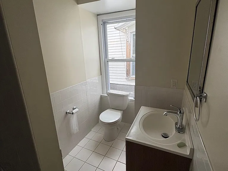 413 N Preston St #3 — Photo 8