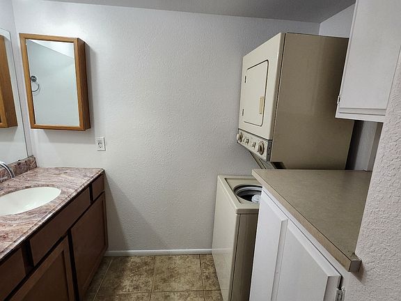 5th image of 8847 N 8th St Unit 206