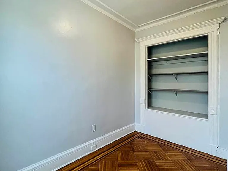 610 Macdonough St #2 — Photo 7