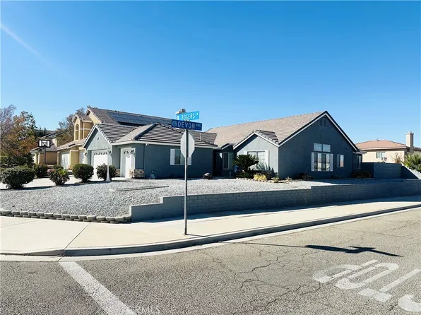 13994 Rogers Ln, Victorville, CA 92392