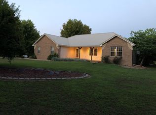 141 Brianna Dr, Seymour, MO 65746