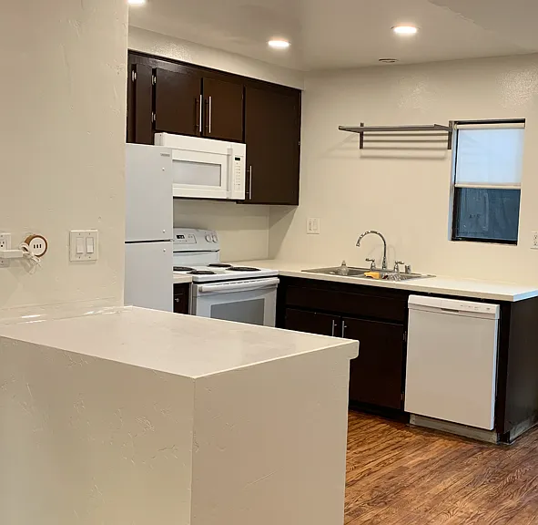 8750 Villa La Jolla Dr #68 — Photo 2