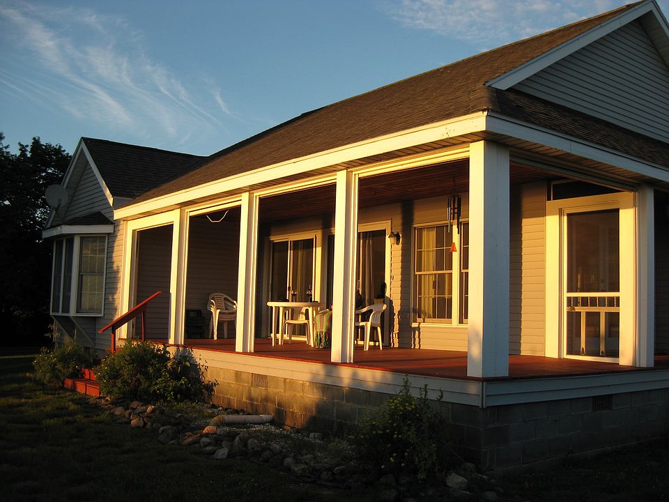 2nd image of 29379 Fuller Bay Dr