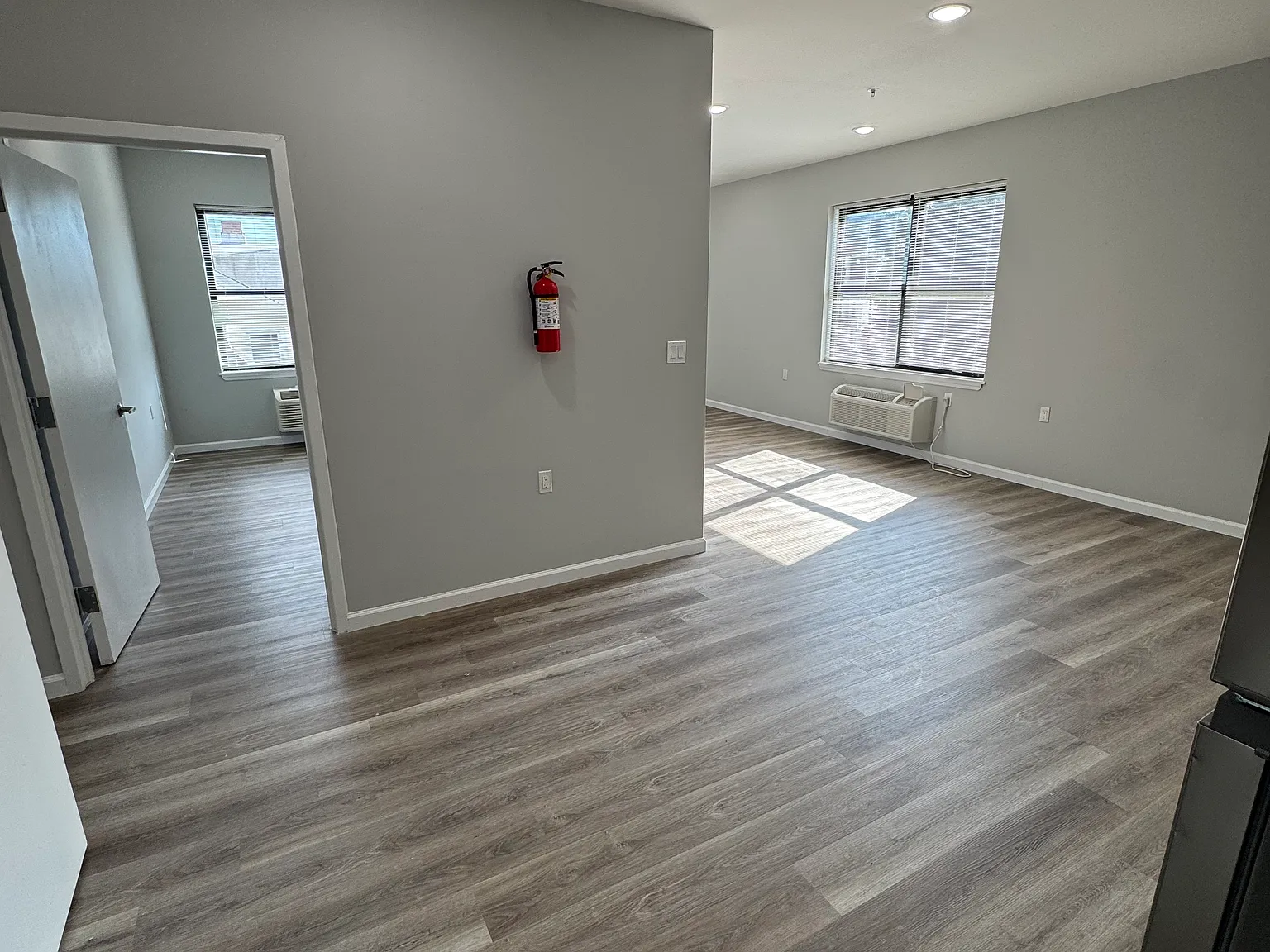 2 bed, $2,331 — Photo 3