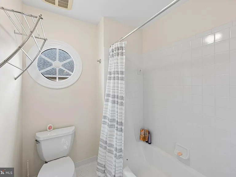 5120 Warren Pl NW — Photo 33