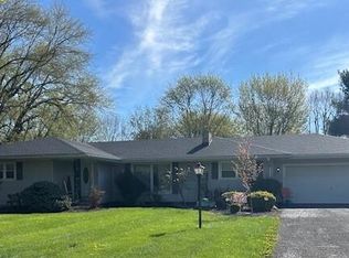 11950 Hillcrest Dr, Kenton, OH 43326