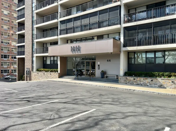 44 Strawberry Hill Avenue APT 2P, Stamford, CT 06902