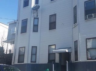 5 John St, Chelsea, MA 02150