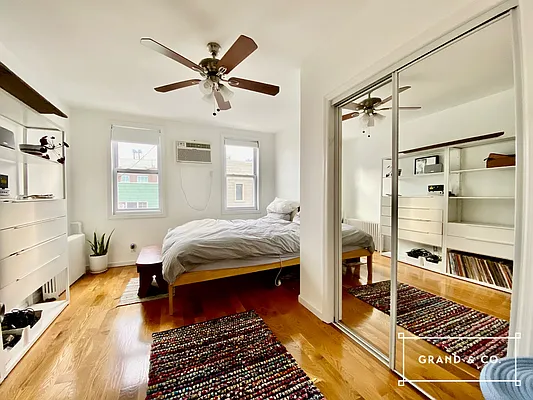 Rented by Grand & Co. | media 6