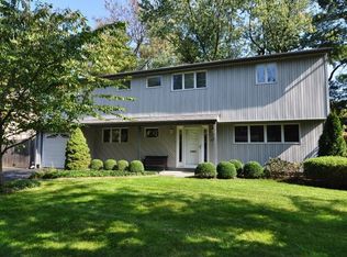 17 Westway, Hartsdale, NY 10530