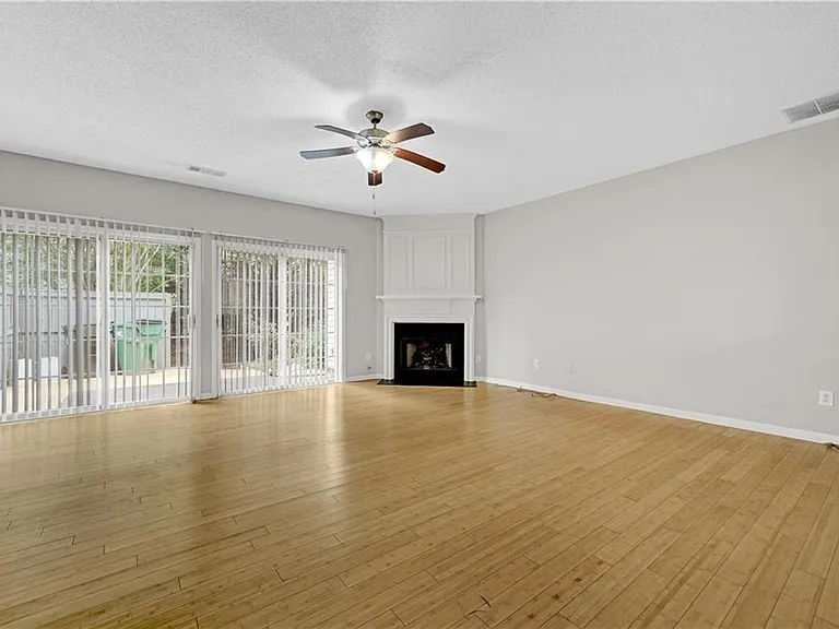 4645 Valais Ct #158 — Photo 6