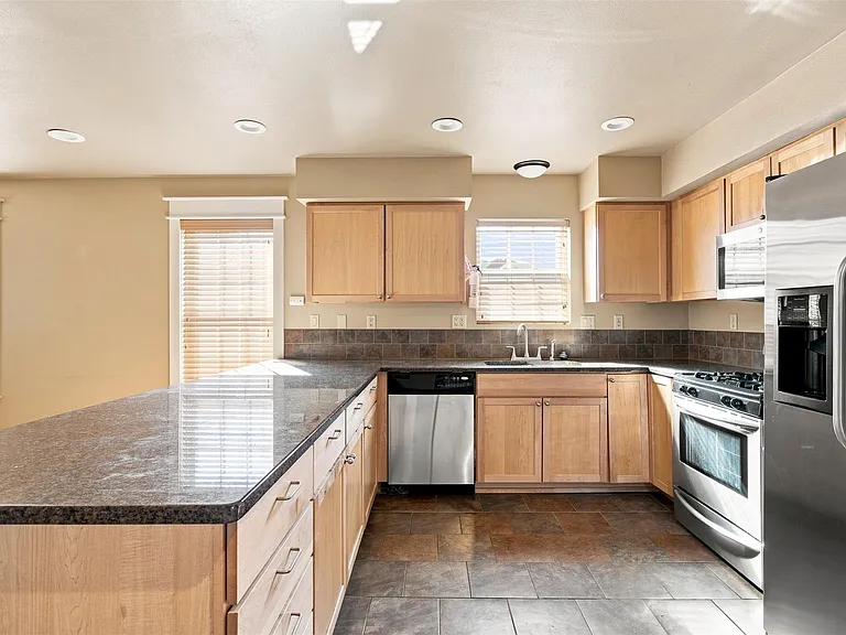 100 W 55th 1/2 St #A — Photo 6