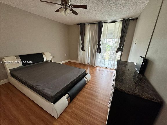 4th image of 1100 Saint Charles Pl