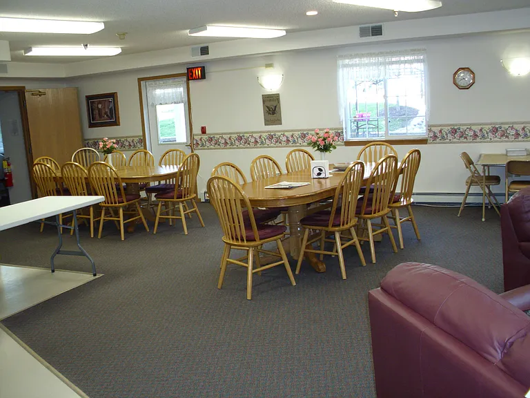 Stonefield Manor Senior Apartments — Photo 8