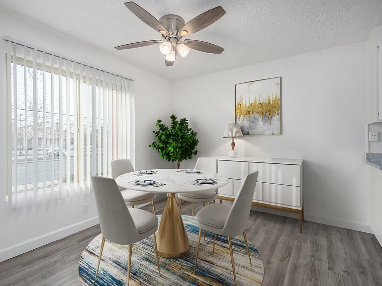 Sandpiper Apartments — Photo 39