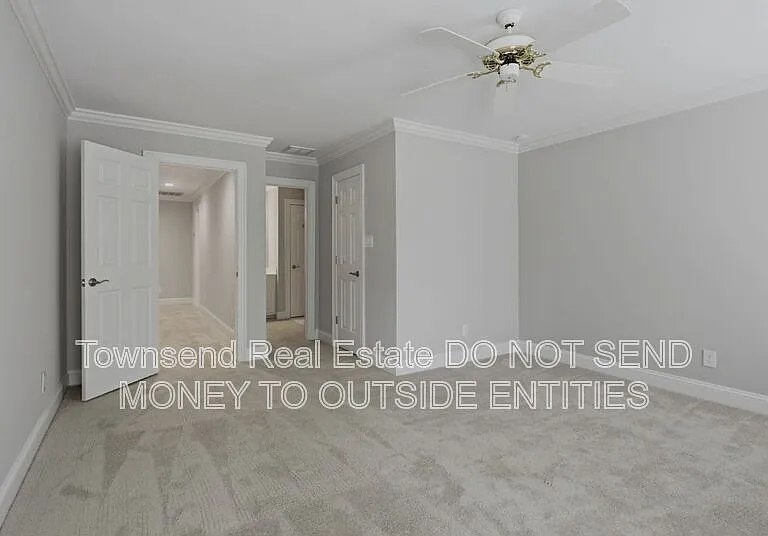 200 Litchfield Pl — Photo 28