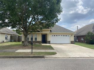 604 Linden Ln, Prattville, AL 36066