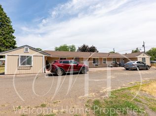 116 SW 6th St #2, College Place, WA 99324