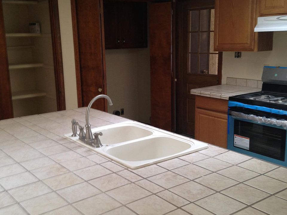 1st image of 1033 Glendale Dr