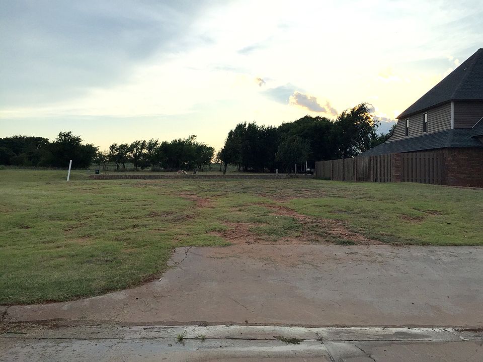 1st image of 3629 Willow West Dr