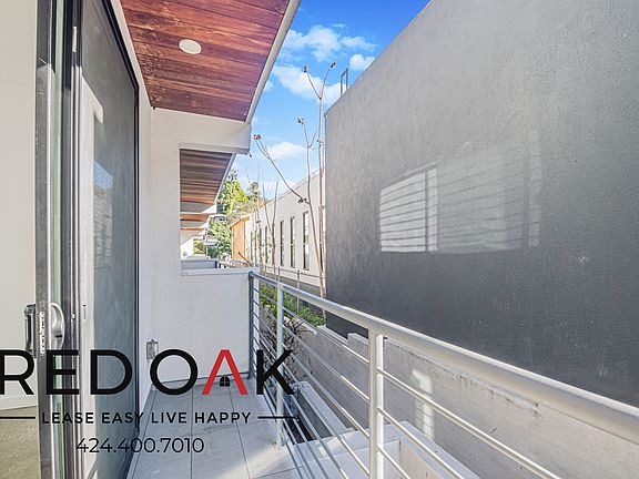 4th image of 2409 Griffith Park Blvd #407