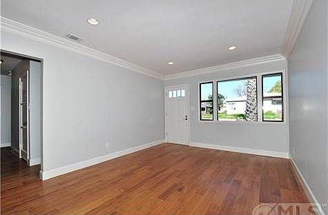 4th image of 3817 Zoe St
