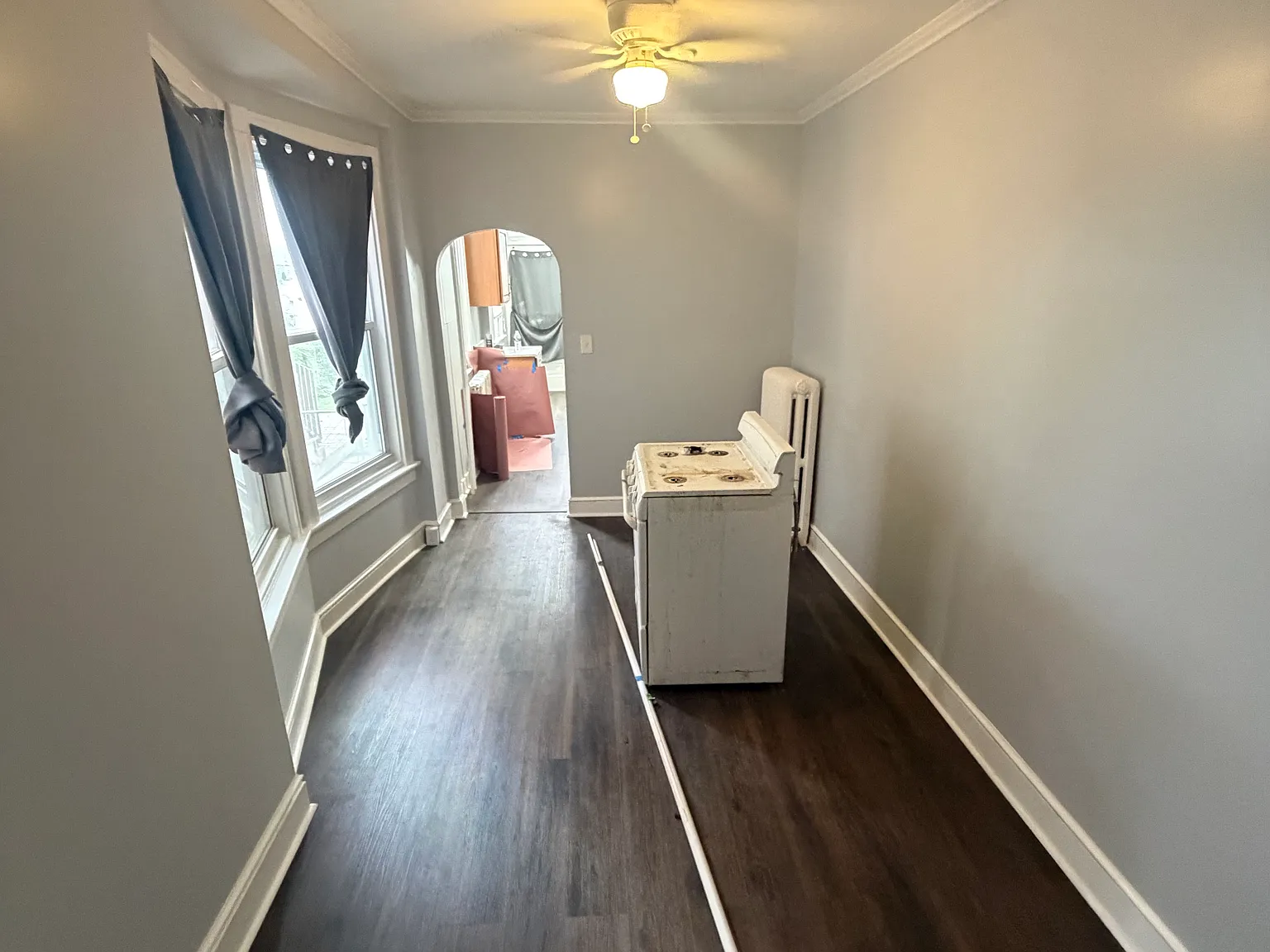 4 bed, 1367 sqft, $2,100 — Photo 3