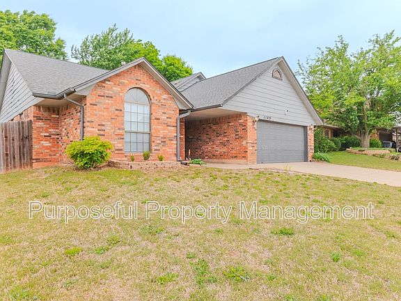 3rd image of 1109 David Rd
