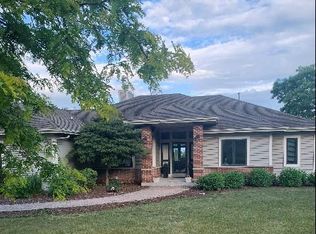 2378 Ball Dr, Richfield, WI 53076
