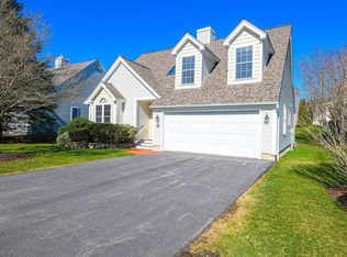 39 Hampton Mdws, Hampton, NH 03842