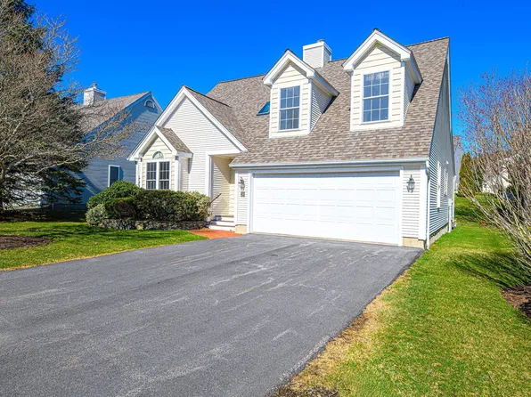 39 Hampton Meadows, Hampton, NH 03842