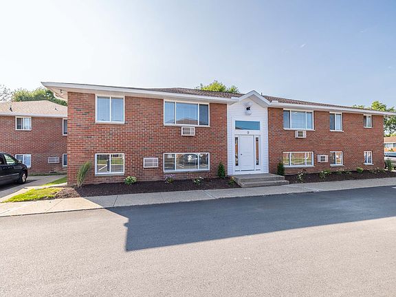 3rd image of 4 Poplar Garden Ln #38E