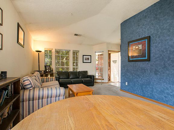 3rd image of 6915 Weston Pl NW