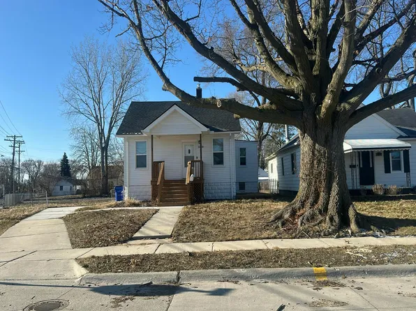16338 Nicolai Ave, Eastpointe, MI 48021