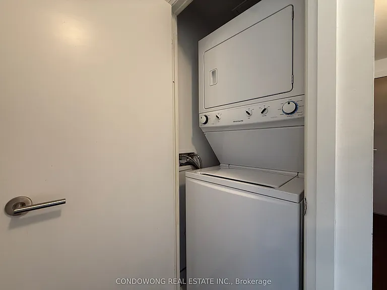 160 Vanderhoof Ave #1418 — Photo 11