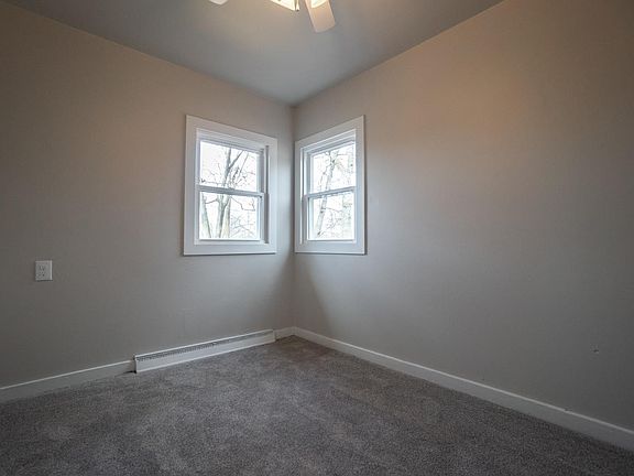 5th image of 230 E Washington Ave