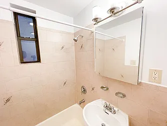 Rented by Urban Real Estate Inc