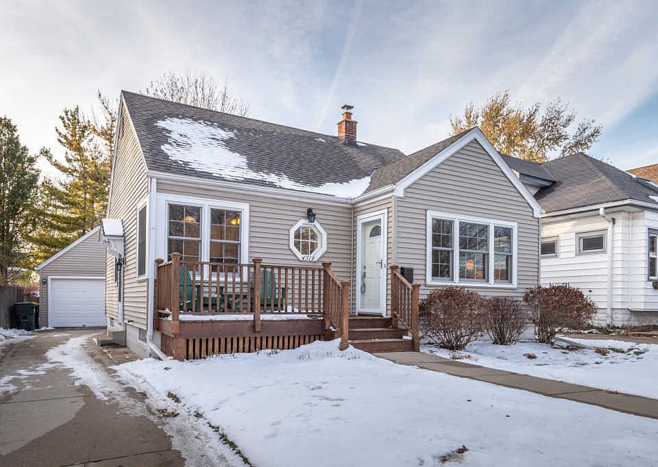 1st image of 4519 N Sheffield Ave