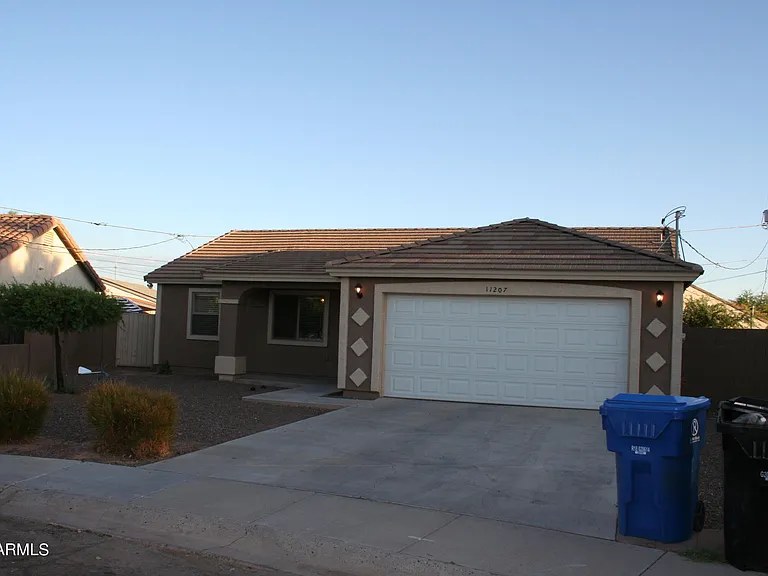 11207 W Hopi St — Photo 1