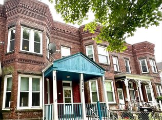 258 Walnut St, Holyoke, MA 01040