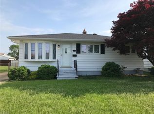 14512 S Gallatin Blvd, Brookpark, OH 44142